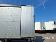 Schmitz Cargobull Curtainsider Mega Getränke 