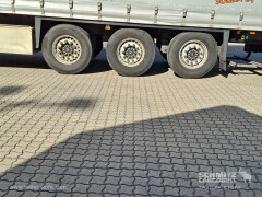 Schmitz Cargobull Curtainsider Standard Getränke 