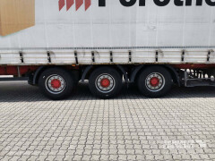 SCHWARZMUELLER Curtainsider Mega 