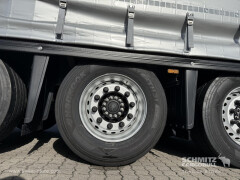 Schmitz Cargobull Curtainsider Mega Getränke 