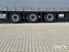 Schmitz Cargobull Curtainsider Mega 