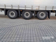 Schmitz Cargobull Curtainsider Mega 