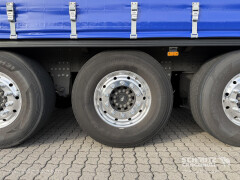Schmitz Cargobull Curtainsider Standard 